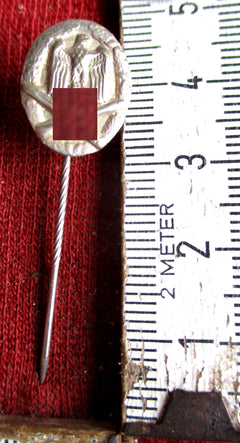 General Assault Badge (ASA) Pin - Wehrmacht, Miniature with Swastika | Militaria Hoya