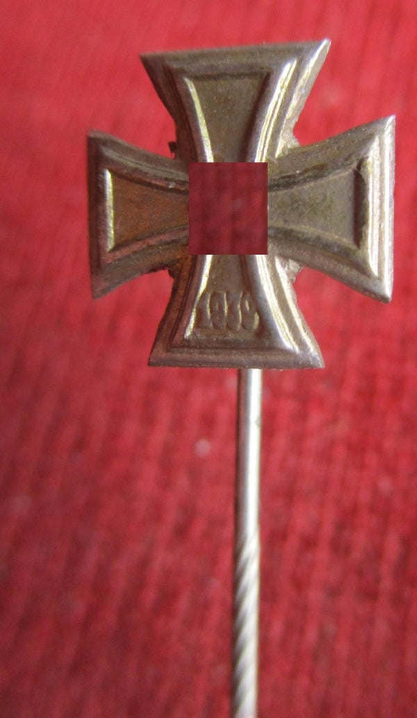 Anstecknadel ORDEN EK eisernes Kreuz Wehrmacht mit HK aus einem alten Händlerbestand