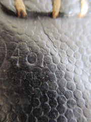 SS Magazintasche 3-fach Schwarzes genarbtes Leder, Eisennieten, SS-Markierung 40 im Leder