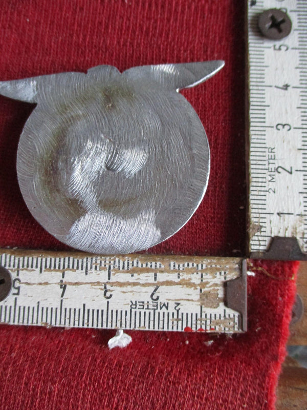 SS Abzeichen mit Hakenkreuz Devise ..........heißt Treue Koppelschloss ?