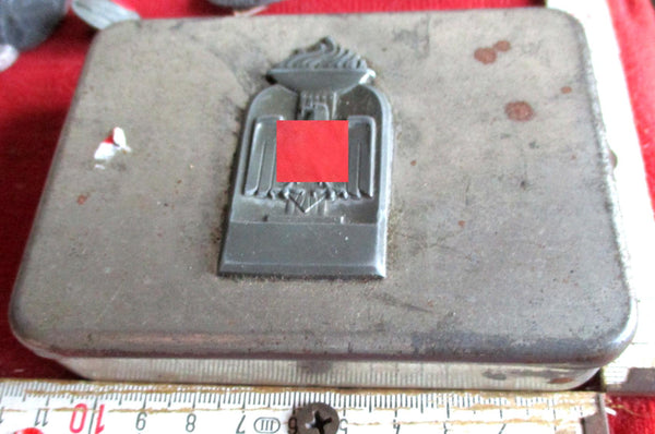 09 TABAKDOSEN Grabenarbeit