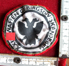 SS 21. Waffen-Gebirgs-Division Skanderbeg albanische Nr. 1 Stoff Abzeichen