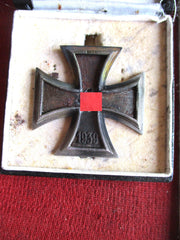 EK 1 im Etui eiserne Kreuz 1.Klasse leider Nadel abgebrochen