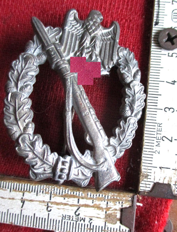 Wehrmacht Infanterie Sturmabzeichen Orden Heer gemarkt ORIGINAL !!!