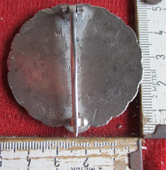 SA Orden Reiter Abzeichen an Nadel Hersteller gemarkt !!