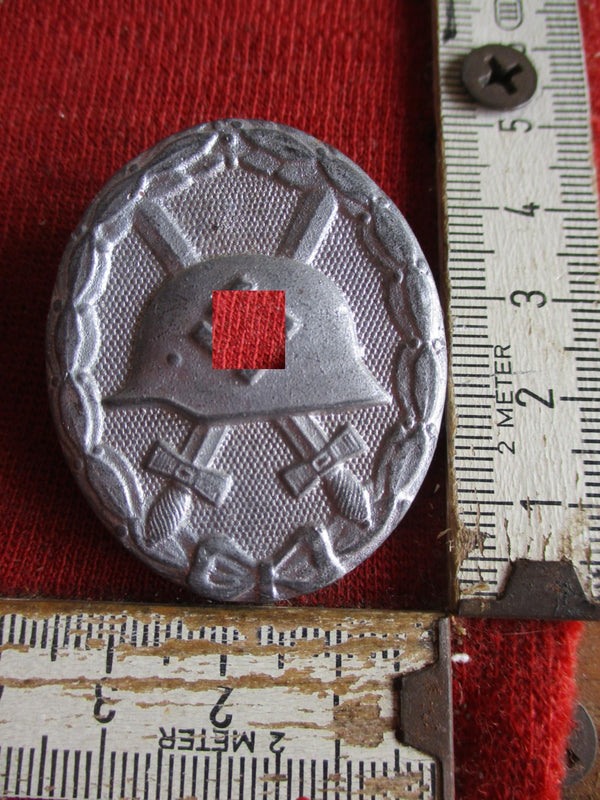 Orden Wehrmacht Verwundetenabzeichen gemarkt ohne Nadel