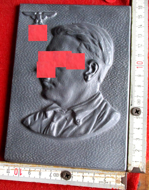 Plakette alte Adolf Hitler Wand Relief mit HK Maße ca 160x110 mm