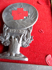 Schreibtisch Dekoration Adolf Hitler 1933 und aufgehende Sonne mit HK