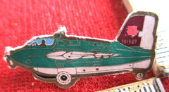 Anstecknadel ORDEN Luftwaffe Düsenjäger Me 163 mit HK an Nadel  aus einem alten Händlerbestand