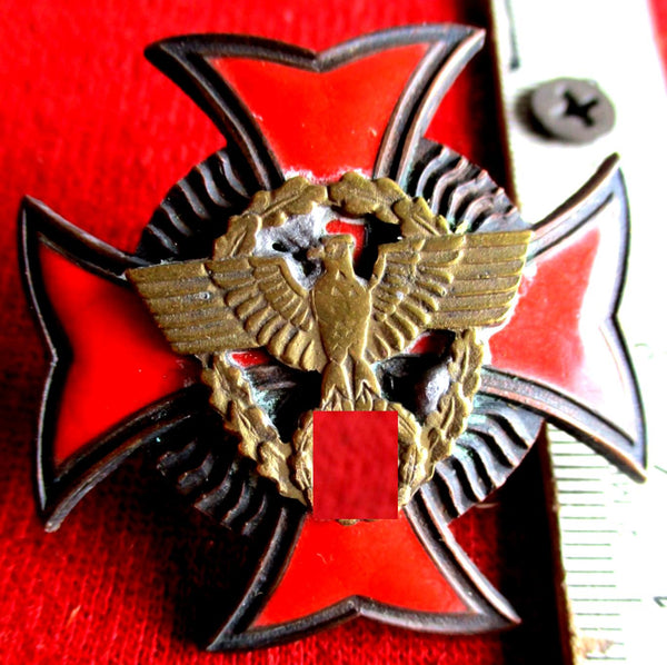 emaillierter Orfen mit HK Kavallerie ?? ich bin für jeden Hinweis dankbar mit Schraubscheibe