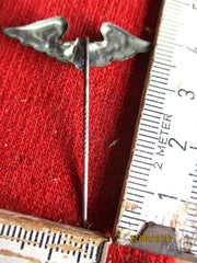 Eisenbahn Reichsbahn Anstecknadel mit HK aus einem alten Händlerbestand