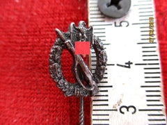 Anstecknadel ORDEN Wehrmacht mit HK INFANTERIE Sturmabzeichen aus einem alten Händlerbestand