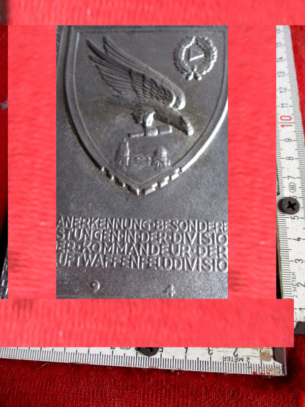 Luftwaffe Ehrenplakette der 21. Luftwaffen-Felddivision für hervorragende Leistungen und Verdienste