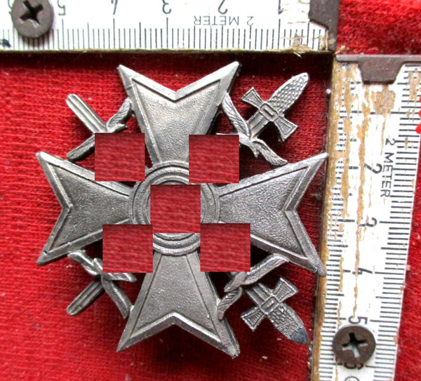 Spanienkreuz Legion Condor mit Schwertern gemarkt RZM mit HK an Nadel