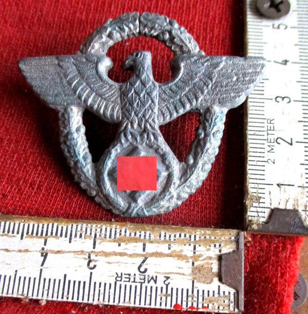 SA NSDAP Abzeichen Orden mit HK an Nadel Metall für Mütze / Uniform