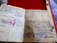 Militärpaß Soldbuch Ausweis Wehrmacht mit vielen Eintragungen und Stempelungen  aus einem alten Händlerbestand
