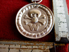 Wehr Heil Freikorps Totenkopf Braunschweig Husaren Orden am Band Stahlhelmbund