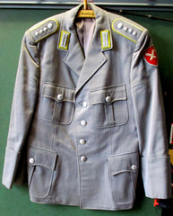 Hauptmann Uniform Rock Jacke Panzer Aufklärer Größe 50---3. Panzerdivision könnte auch Feld-Nachrichtentruppe beziehungsweise Fernmelder sein aus einem alten Händlerbestand