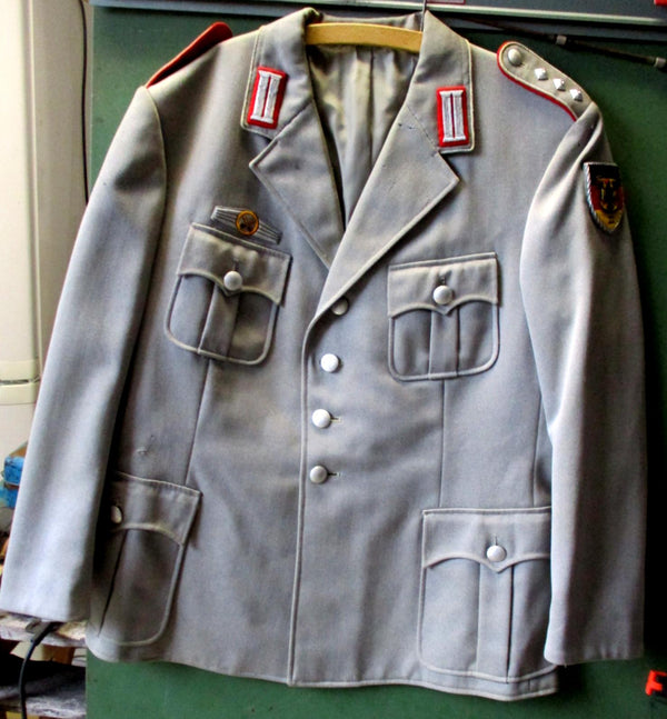 Hauptmann Uniform Jacke Artillerie Wehrbereichskommando II Grö0e ca 50--- Personal im allgemeinen Heeresdienst aus einem alten Händlerbestand