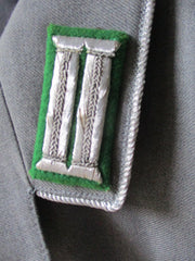 Gebirgsjäger Hauptmann Uniform Rock Jacke + Hose Breeches Bundeswehr mit Abzeichen Größe siehe Etikett aus einem alten Händlerbestand