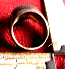 SS Ring Kantinenring ca 20 mm Durchmesser Ehrenring Totenkopf Ring aus Metall mit Brillie ?