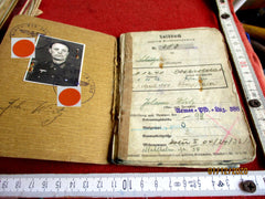 Wehrpass Soldbuch Wehrmacht mit HK ausgefüllt Köln aus einem alten Händlerbestand
