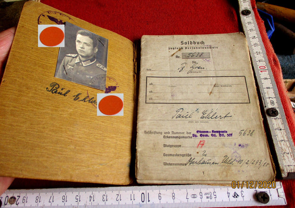 Wehrpass Soldbuch Wehrmacht mit HK ausgefüllt Panzer Merkblatt aus einem alten Händlerbestand