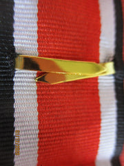 Ehrenblattspange der Luftwaffe, vergoldet auf EK 2 Band