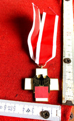 Ehrenzeichen für Deutsche Volkspflege 1. Stufe Halskreuz, Buntmetall vergoldet und emailliert, mit aufgelegtem Adler