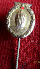 Minensucher Kriegsmarine Anstecknadel ORDEN Marine Wehrmacht mit HK aus einem alten Händlerbestand