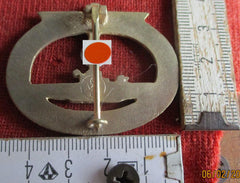 Marine U-Boot Abzeichen gemarkt mit HK Orden