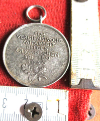 Olympiade Berlin 1936 Dank Medaille Helfer mit HK Mitarbeit Orden