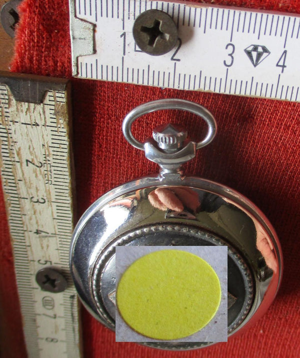 silbrige ADOLF HITLER Führer IASCHENUHR mit HK und Porträt