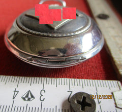 silbrige ADOLF HITLER Führer IASCHENUHR mit HK und Porträt