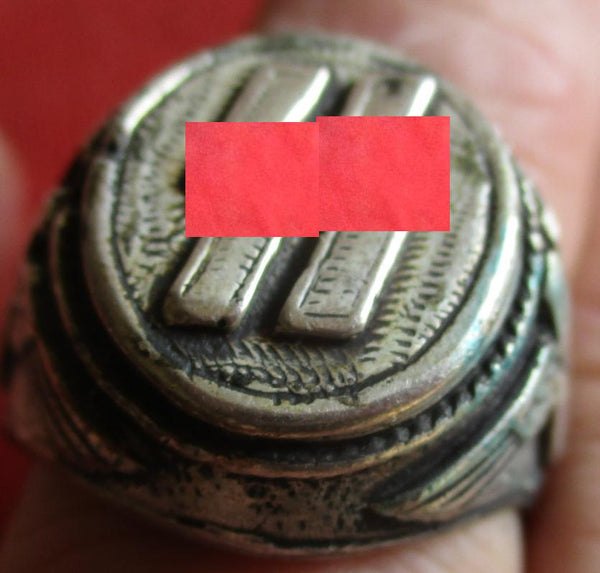 SS mit Runen + HK erhabener Ring Durchmesser ca 20 mm aus Metall super Sammlerring für die Vitrine