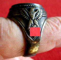 SS mit Runen + HK erhabener Ring Durchmesser ca 20 mm aus Metall mit Patina super Sammlerring für die Vitrine