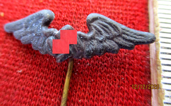 Anstecknadel Eisenbahn Reichsbahn mit HK aus einem alten Händlerbestand