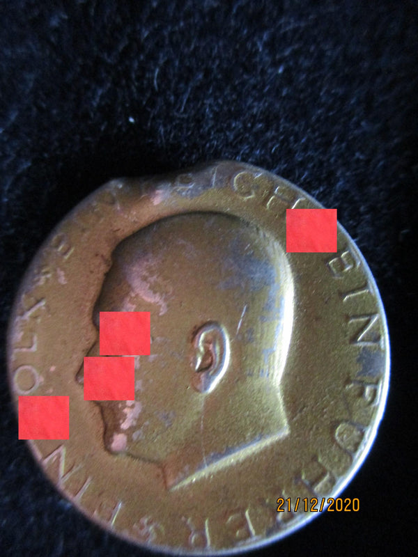 Adolf Hitler Anstecknadel mit HK Ein Volk ein Reich ein Führer  aus einem alten Händlerbestand