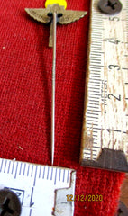 DAF mit Hammer Anstecknadel mit HK  aus einem alten Händlerbestand