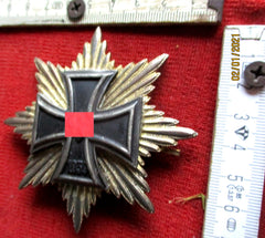 Stern zum Großkreuz des Eisernen Kreuzes / Hindenburgstern / Blücherstern Goldene Strahlen mit HK an breier Nadel