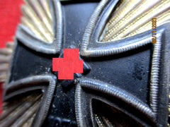 Stern zum Großkreuz des Eisernen Kreuzes / Hindenburgstern / Blücherstern Goldene Strahlen mit HK an breier Nadel