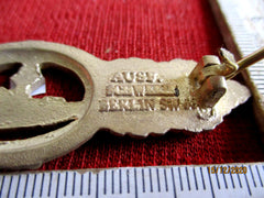 Kriegsmarine Marine U-Boot Spange in Bronze Mit HK Rückseite gemarkt an Nadel Orden