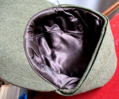 Wehrmacht Mütze Feldmütze M43 Mannschaft Wolle feldgrau Größe ca 57 vorne mit Bevo gewebten Reichsadler HK und Kokarde sowie Druckknöpfen Innen dunkles Seidenfutter aus einem alten Händlerbestand
