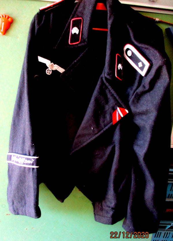 SS Panzer Kommandant Jacke Division Großdeutschland Oberscharführer der Waffen-SS mit Ärmelband Ordensband Reichsadler mit HK Größe ca 48/50   Aus altem Händlerbestand