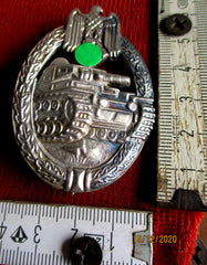 Panzer Panzerkampfabzeichen in Silber &nbsp; Feinzinkausführung,