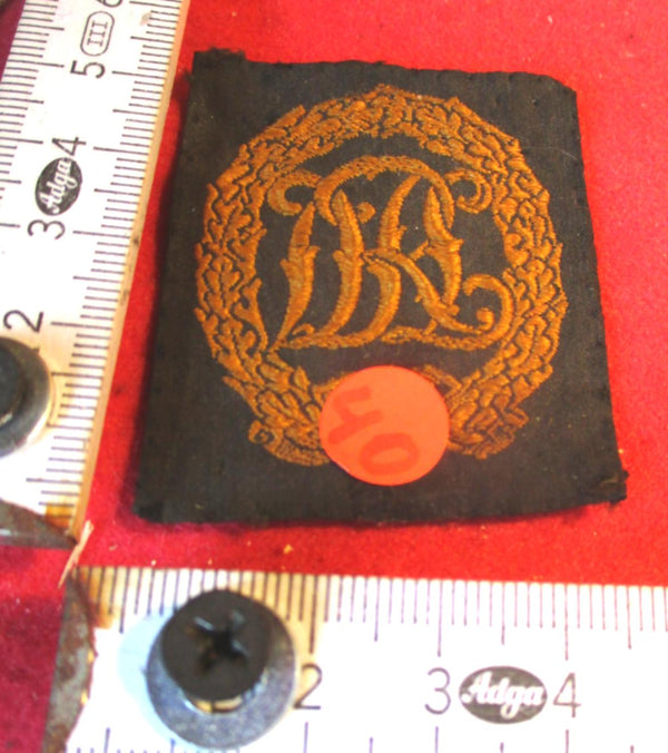 Sport DRL Abzeichen ORIGINAL Stoff mit HK aus einem alten Händlerbestand