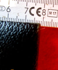 Ritterkreuz mit Eichenlaub im Etui mit Magnetischem Kern am Band Museumsanfertigung Nachkriegsfertigung Souval