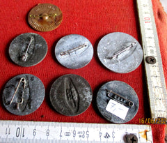 NSDAP Parteiabzeichen Konvolut Reichsparteitag 1. Mai Metall Bakelit gemarkt aus einem alten Händlerbestand