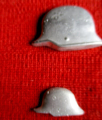 Stahlhelm Reservisten Abzeichen Jungstahlhelm Konvolut ohne Nadeln zum basteln