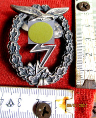 Badge de combat terrestre de la Luftwaffe – C.E. Juncker Berlin LDO L/12 | Rare, Original Seconde Guerre Mondiale